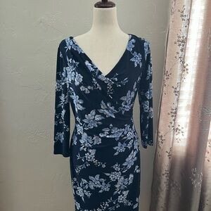 Lauren Ralph Lauren Size 6 Ruched Sheath Dress Blue Floral
